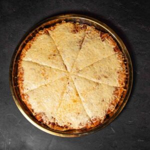 פיצה משפחתית גדולה